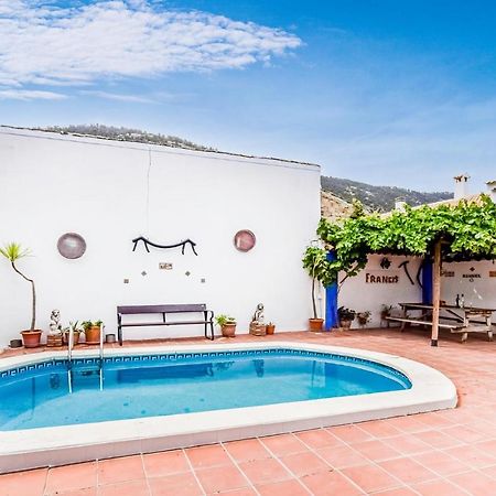 3 Bedroom Awesome Home In Rute Esterno foto