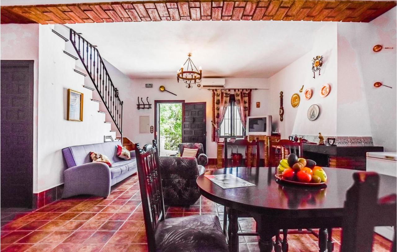 3 Bedroom Awesome Home In Rute Esterno foto